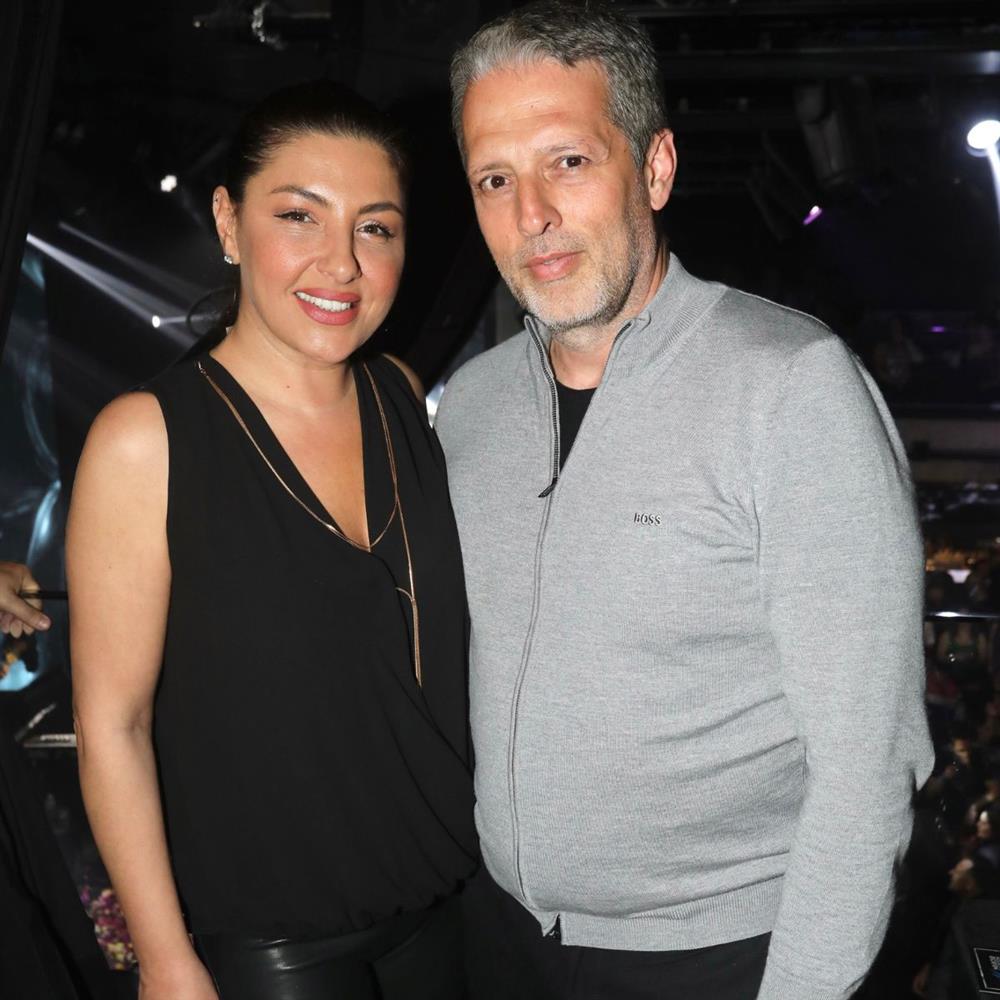 Έλενα Παπαρίζου: Η σπάνια αναφορά στον γάμο της με τον Ανδρέα Καψάλη! "Να ρωτήσεις μια γυναίκα που είναι παντρεμένη 25 χρόνια παρά εμένα"