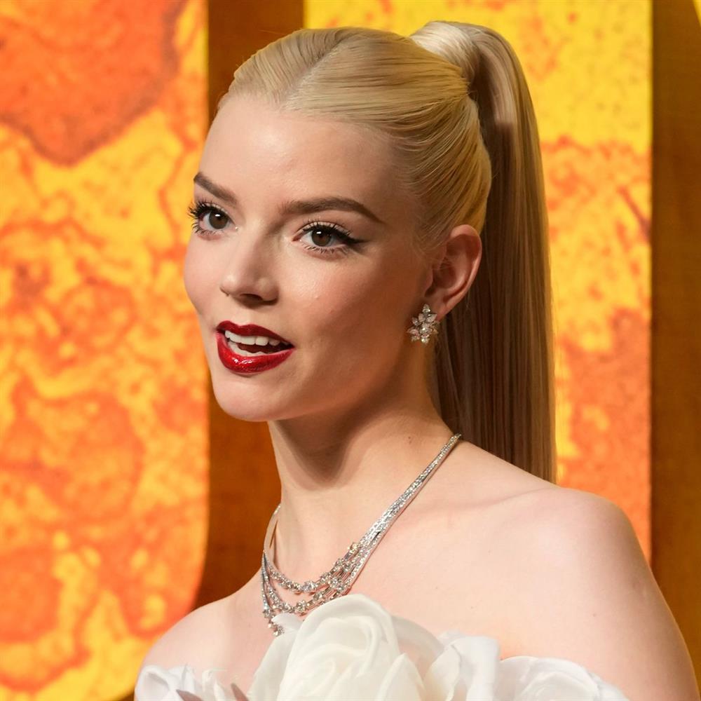 Άνια Τέιλορ Τζόι