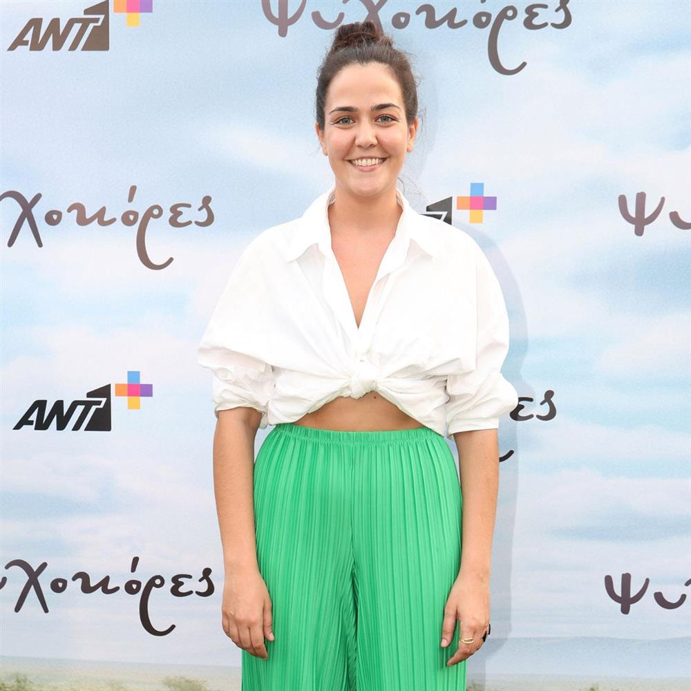 Μαριάννα Κιμούλη: "Δεν είχα μεγάλη επαφή με τον χώρο της τηλεόρασης, συνειδητά οι γονείς μου με κράτησαν έξω από αυτό"