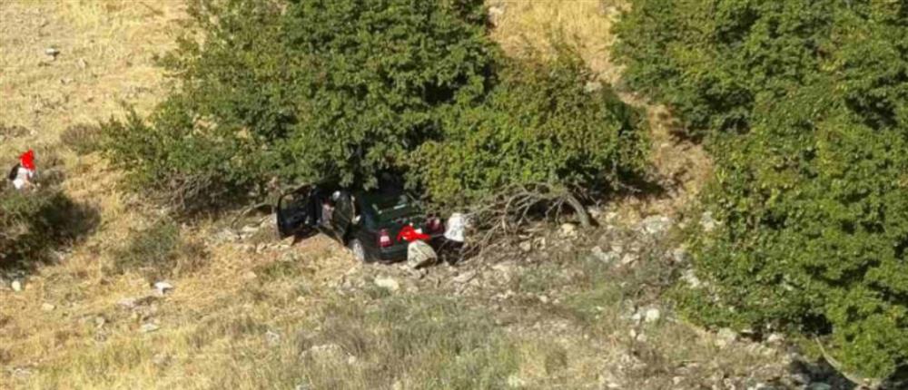 Κοζάνη: Αυτοκίνητο με 3 επιβάτες έπεσε σε γκρεμό με βάθος 150 μέτρων