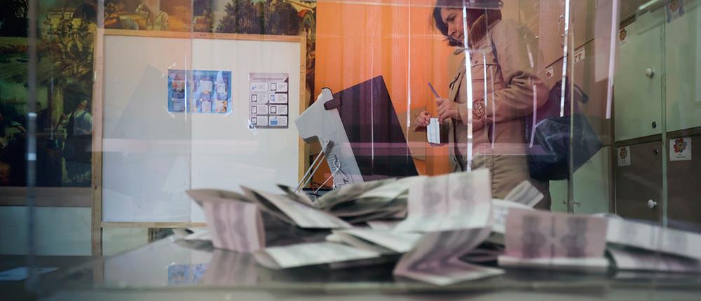 Σε πρόωρες εκλογές οδεύει η Βουλγαρία 