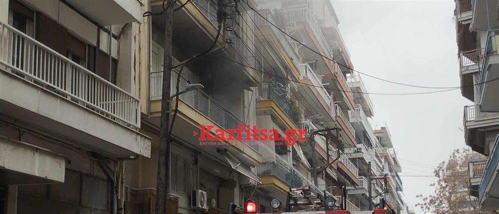 Θεσσαλονίκη: Φωτιά σε διαμέρισμα - Μεγάλη κινητοποίηση της Πυροσβεστικής (βίντεο)