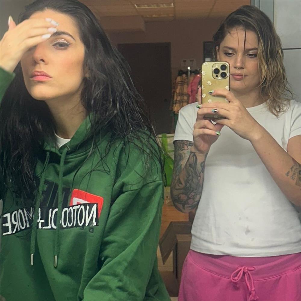 Μικρή Ολλανδέζα: Η κοινή φωτογραφία με την Άννα Μαρία Βέλλη και η απάντηση στην Κατερίνα Καινούργιου