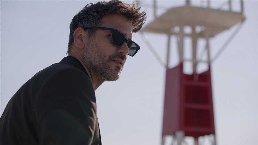 Παγιδευμένοι Νέα Επεισόδια: Ο Δημήτρης πηγαίνει να βρει την Άννα και είναι έτοιμος να της πει όλη την αλήθεια