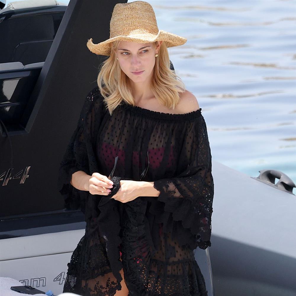 Δούκισσα Νομικού