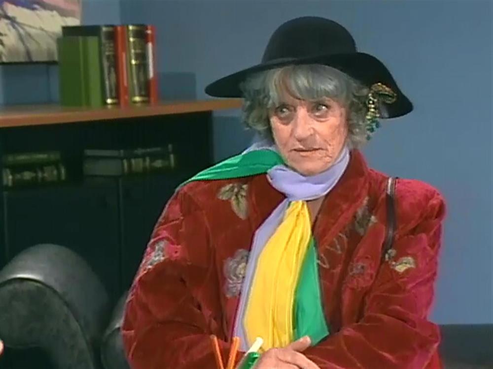 "Ο χήρος, η χήρα και τα χειρότερα" (επεισ.42)