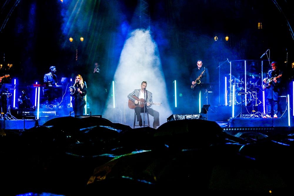 συνταγμα - φωταγωγηση