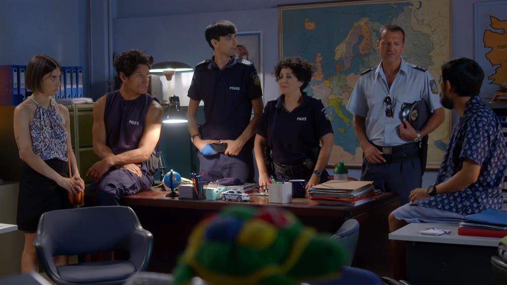 ΕΚΤΟΣ ΥΠΗΡΕΣΙΑΣ - ΕΠΕΙΣΟΔΙΟ 08