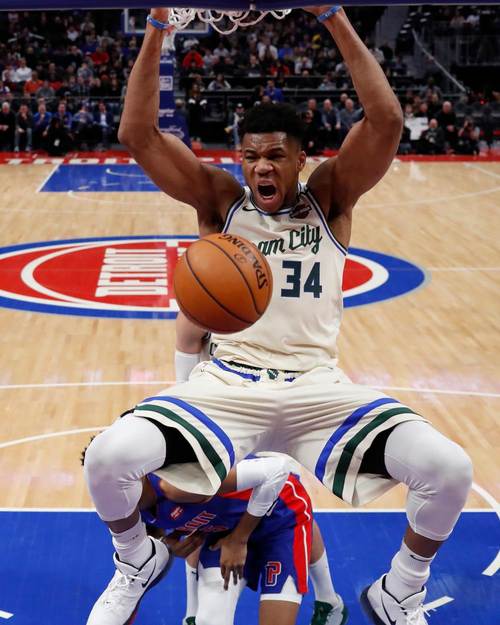 AP - Milwaukee Bucks - Γιάννης Αντετοκούνμπο