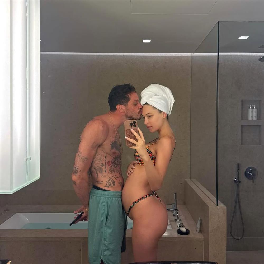 Πιτ Ντέιβιντσον - Έλσι Χιούιτ