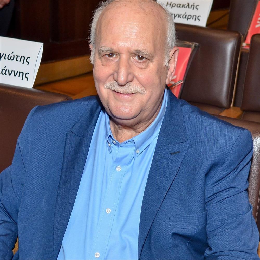 Νίκος Ανδρουλάκης: "Η πορεία του Γιώργου Παπαδάκη ήταν συνώνυμη της μαχητικότητας και της αυθεντικότητας"