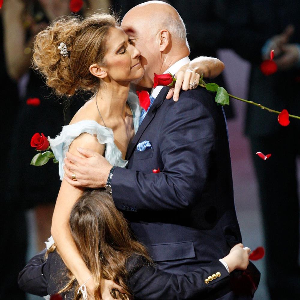 Σελίν Ντιόν: Η συγκινητική ανάρτηση  για τον εκλιπόντα σύζυγό της - "Στα γενέθλιά σου, σε γιορτάζουμε & η αγάπη μας για 'σένα μεγαλώνει κάθε μέρα"