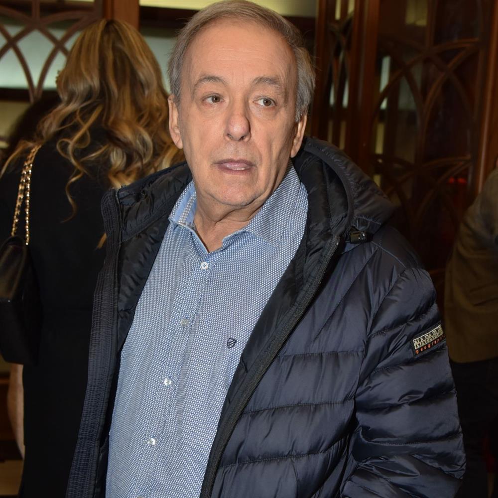 Απώλεια για τον Ανδρέα Μικρούτσικο: "Είχε σταματήσει να τρώει, του είχαν βρει αναιμία και χθες έπαθε ανακοπή"