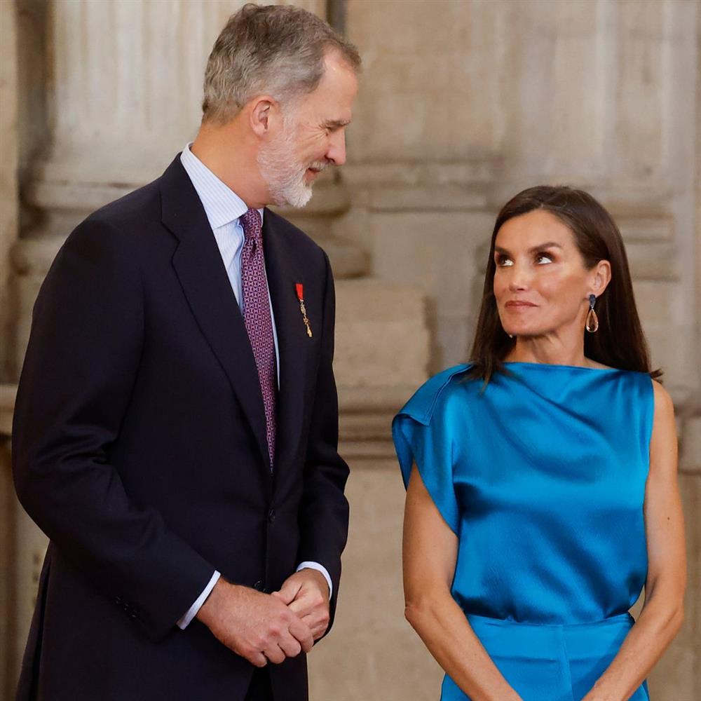 Βασιλιάς Φελίπε & Λετίθια: Η χριστουγεννιάτικη κάρτα της ισπανικής βασιλικής οικογένειας