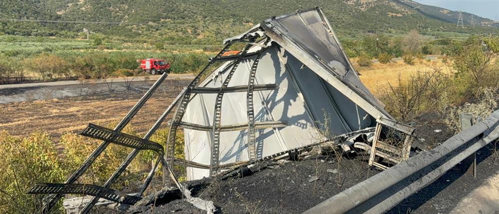 Εγνατία Οδός - Το σημείο όπου έγινε το τροχαίο δυστύχημα με τους τρεις νεκρούς