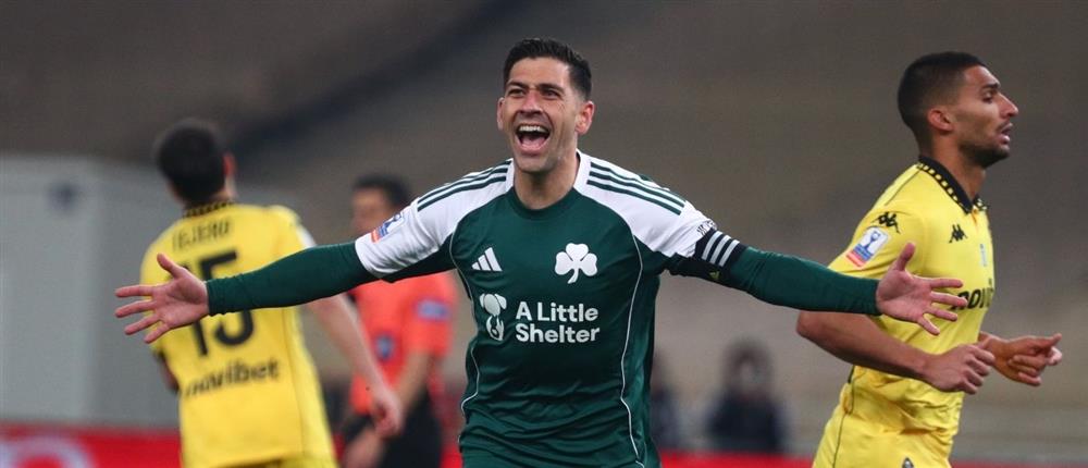 Στα ημιτελικά ο Παναθηναϊκός με εμφατική νίκη επί του Άρη και χατ-τρικ Μπακασέτα