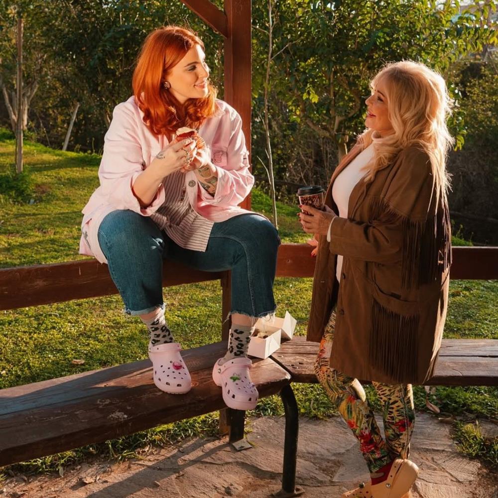 Μπέσσυ Αργυράκη εβελίνα