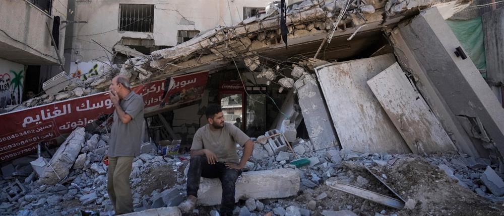 Δυτική Όχθη - βομβαρδισμός - Ισραηλινοί στρατιώτες Δυτική Όχθη - βομβαρδισμός - Ισραηλινοί στρατιώτες