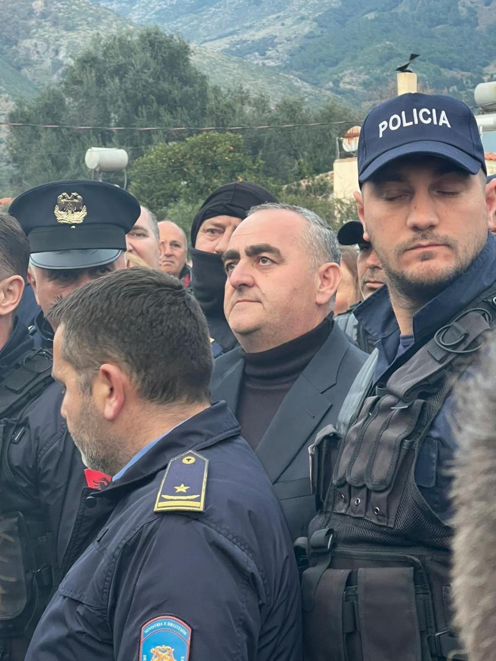 Φρέντη Μπελέρης - Χειμάρρα