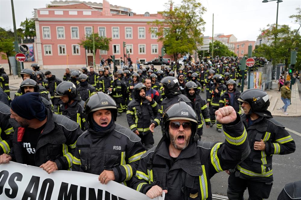 Πορτογαλία - Πυροσβέστες - Διαδήλωση Πορτογαλία - Πυροσβέστες - Διαδήλωση