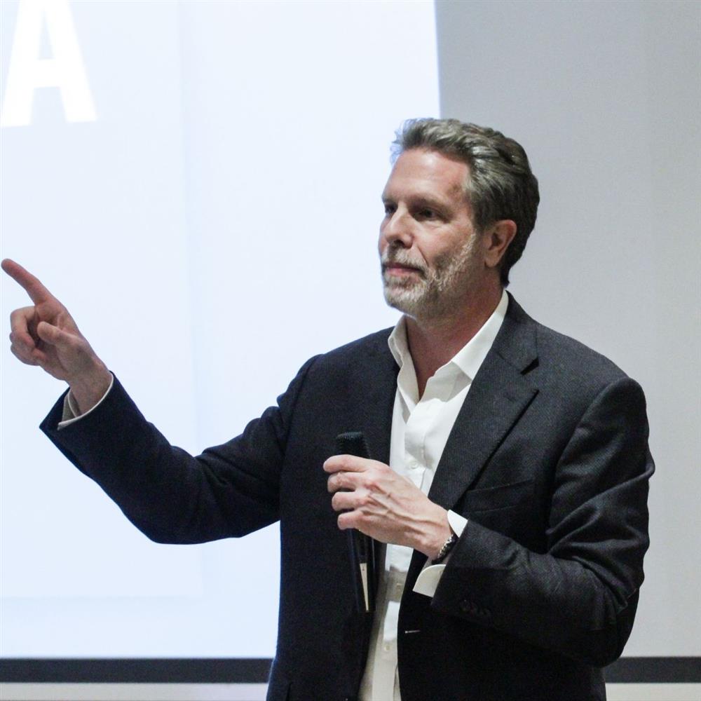 Παύλος Γερουλάνος: Συγκίνησε μιλώντας για τον θάνατο της αδελφής του, Δέσποινας - "Η σχέση μας με καθόρισε"