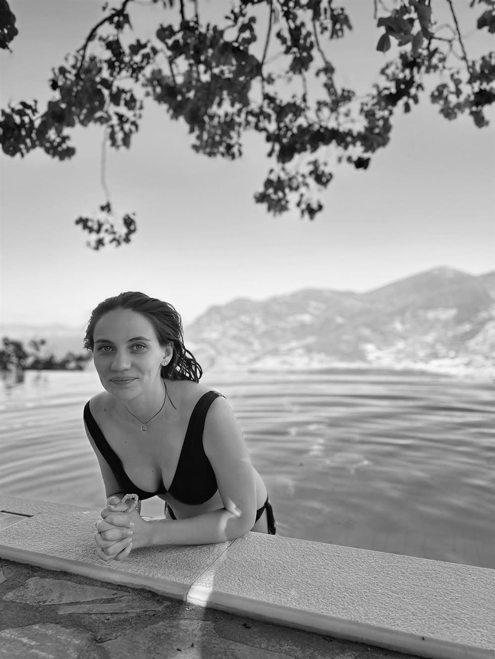 Φωτεινή Παπαθεοδώρου Φωτεινή Παπαθεοδώρου