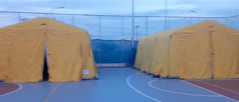 Σαντορίνη - Σεισμοί - Σκηνές Σαντορίνη - Σεισμοί - Σκηνές