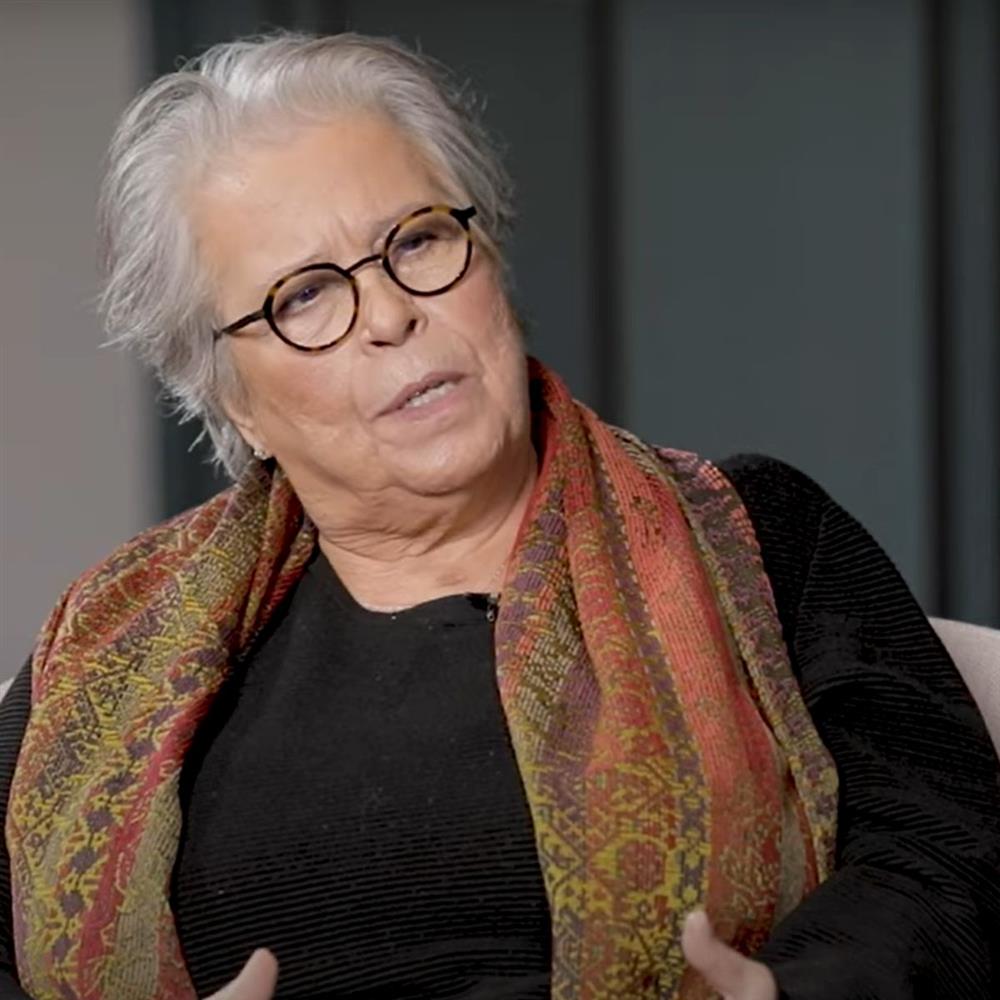 Δήμητρα Γαλάνη: Η εξομολόγηση για τον πατέρα της - "Τραγουδούσα όταν πέθανε. Ήθελα να φύγει γιατί ταλαιπωριόταν"