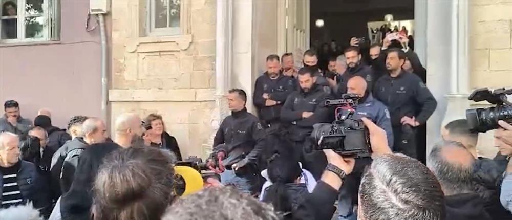 Κακοποίηση 3χρονου: Στον Κορυδαλλό υπό άκρα μυστικότητα η μεταγωγή της μητέρας και του συντρόφου της  