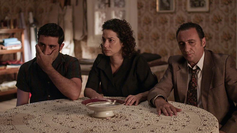 ΑΓΡΙΕΣ ΜΕΛΙΣΣΕΣ - ANT1