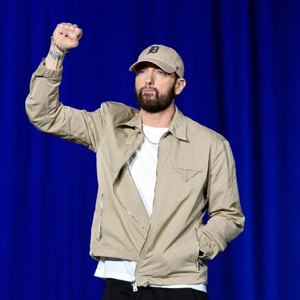 Παππούς ξανά ο Eminem - Η θετή του κόρη περιμένει το πρώτο της παιδί