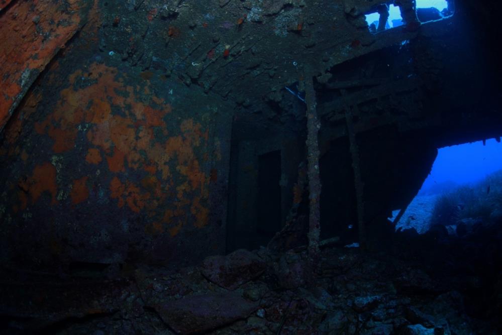 Αδριάς - ναυάγιο - Φαλκονέρα Αδριάς - ναυάγιο - Φαλκονέρα