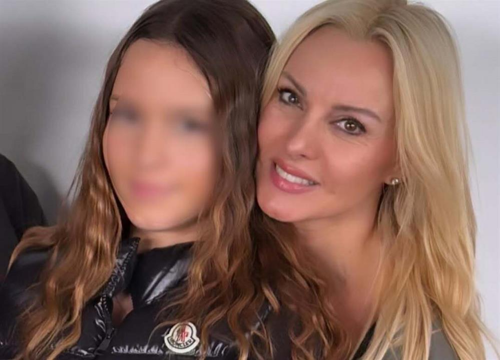 Πέγκυ Ζήνα Πέγκυ Ζήνα