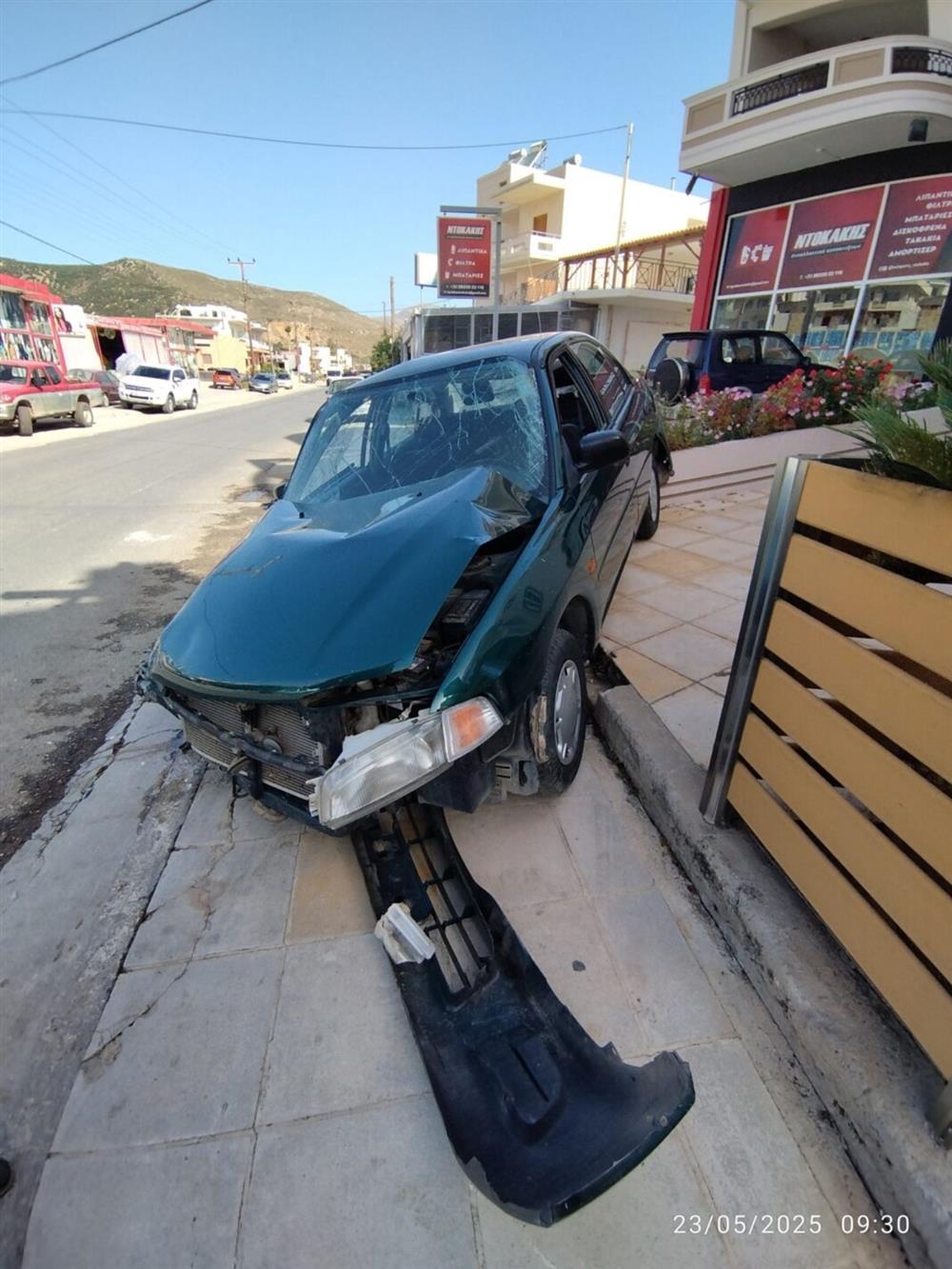 ΚΡΗΤΗ - ΣΥΓΚΡΟΥΣΗ ΑΥΤΟΚΙΝΗΤΩΝ