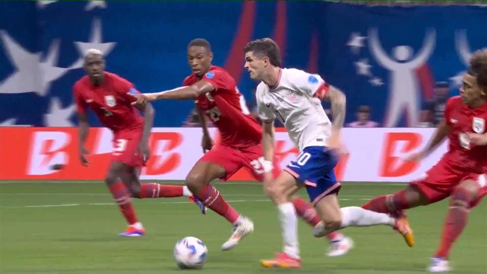 COPA AMERICA 2024 | Παναμάς - ΗΠΑ | Δεύτερη απευθείας κόκκινη κάρτα στο ματς σε αντιαθλητικό χτύπημα του Καρασκίγια στον Πούλισιτς