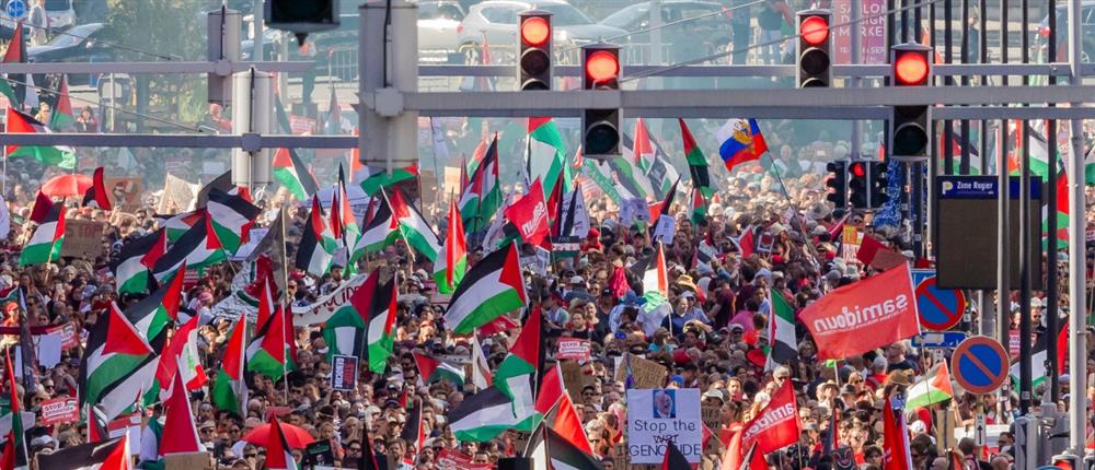 Εντυπωσιακές εικόνες στις Βρυξέλλες: Χιλιάδες διαδηλωτές στους δρόμους υπέρ της Παλαιστίνης 
