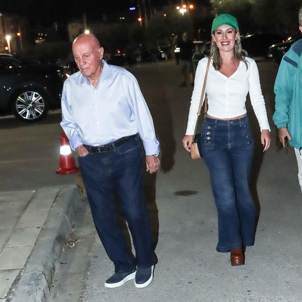 Πόπη Δομάζου