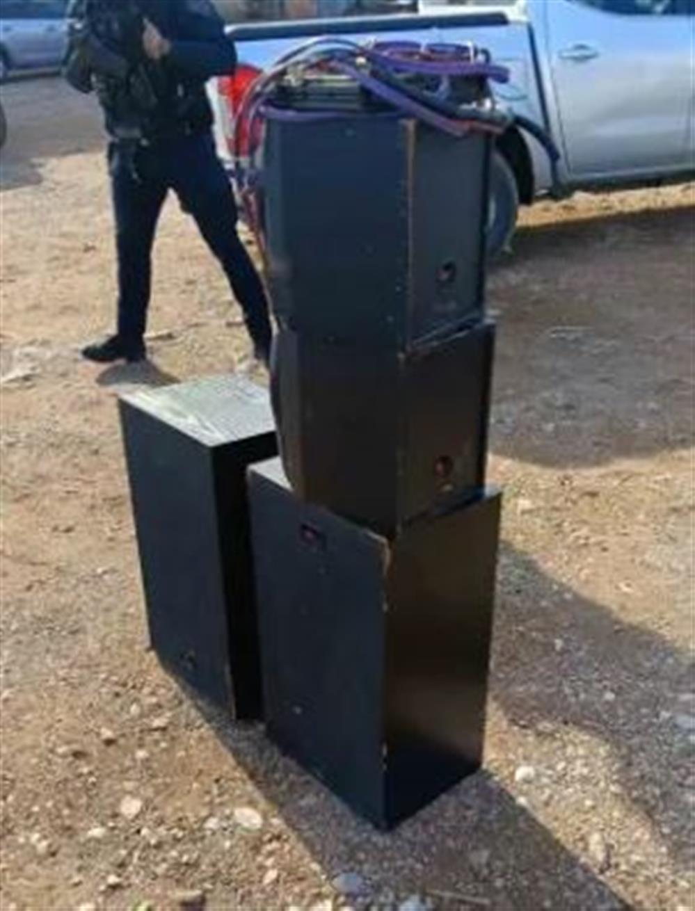 Ασπρόπυργος - Αστυνομία - Όπλα