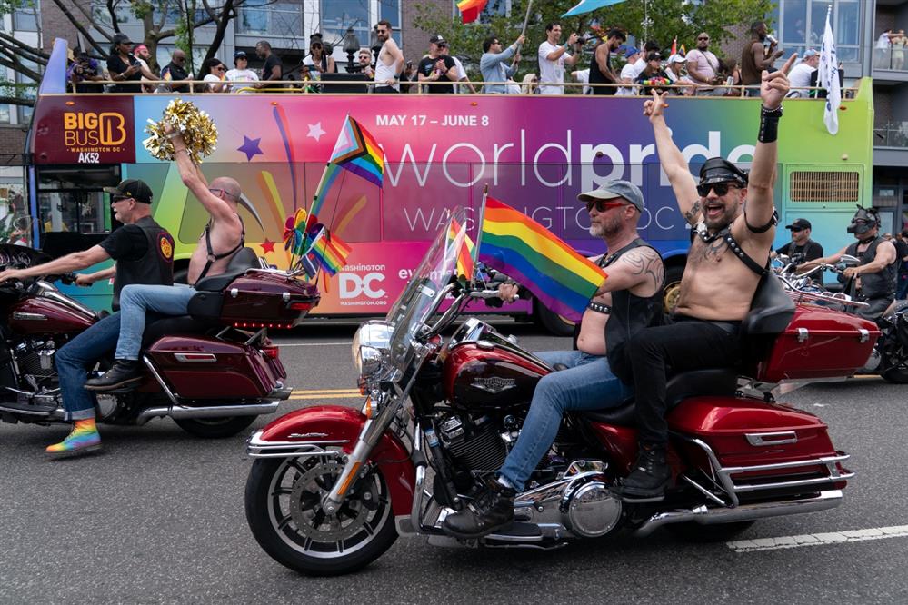 Πορεία - World - pride - ΛΟΑΤΚΙ Πορεία - World - pride - ΛΟΑΤΚΙ