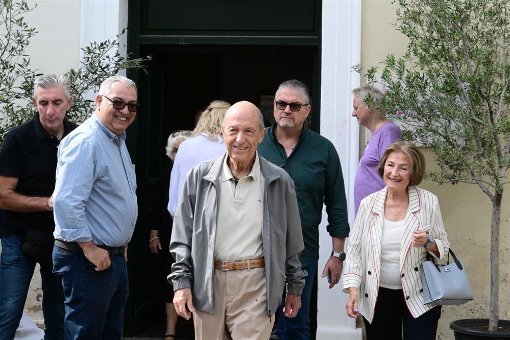 Κώστας Σημίτης - Δάφνη Σημίτη Κώστας Σημίτης - Δάφνη Σημίτη