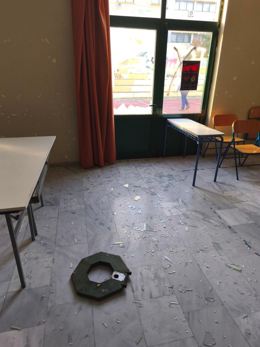 βανδαλισμοί - σχολείο βανδαλισμοί - σχολείο