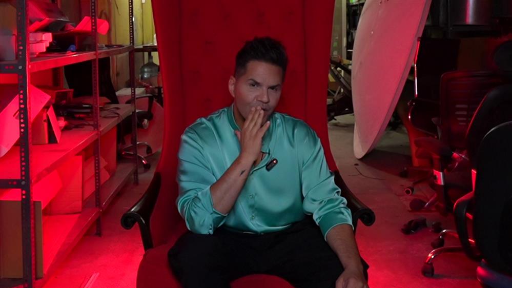 Δες ποιον διάσημο θα «έσβηνε» ο Γιώργος Τσαλίκης από την επικαιρότητα για 1 εβδομάδα. Συμφωνείς με την επιλογή του;

