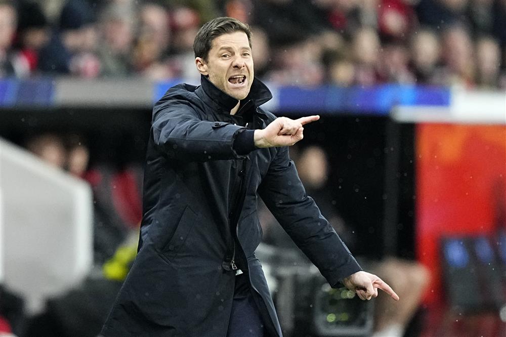 Ρεάλ - Τσάμπι - Αλόνσο