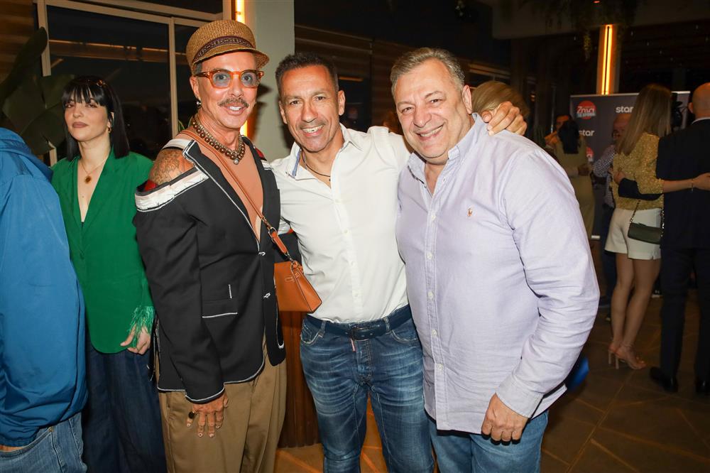 10 χρόνια Ζήνα