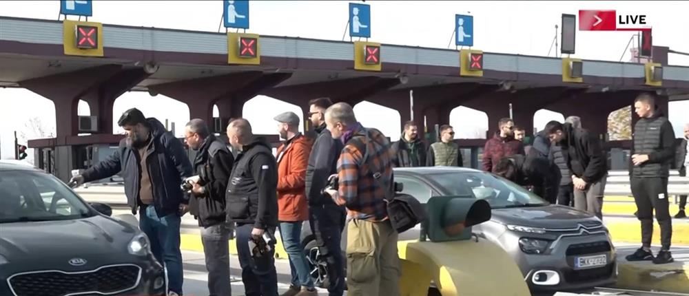 Μάλγαρα: Αγρότες μοίρασαν ρύζι σε διερχόμενους οδηγούς