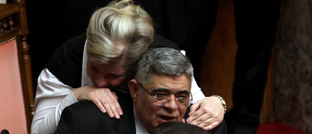 Η Ελένη Ζαρούλια παραδόθηκε στο Α.Τ Πεύκης