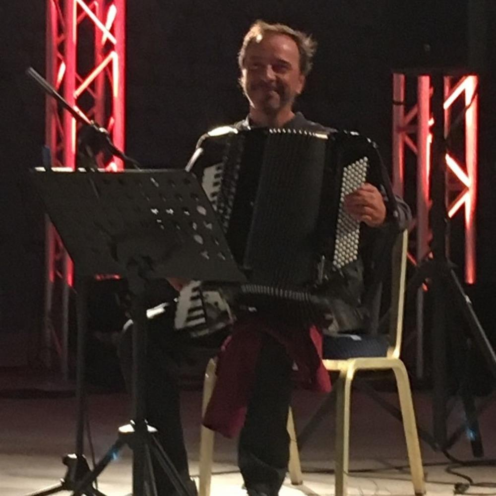 Βασίλης Δρογκάρης