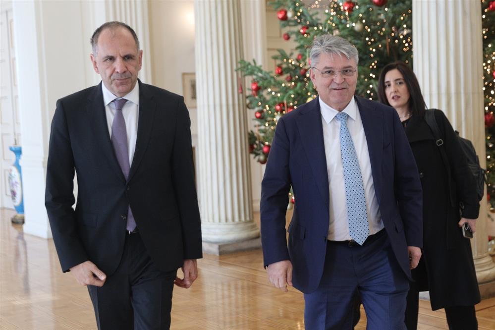 Γεραπετρίτης - Νατσιός Γεραπετρίτης - Νατσιός