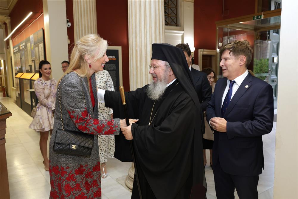 Έλενα Ντάβλα Έλενα Ντάβλα