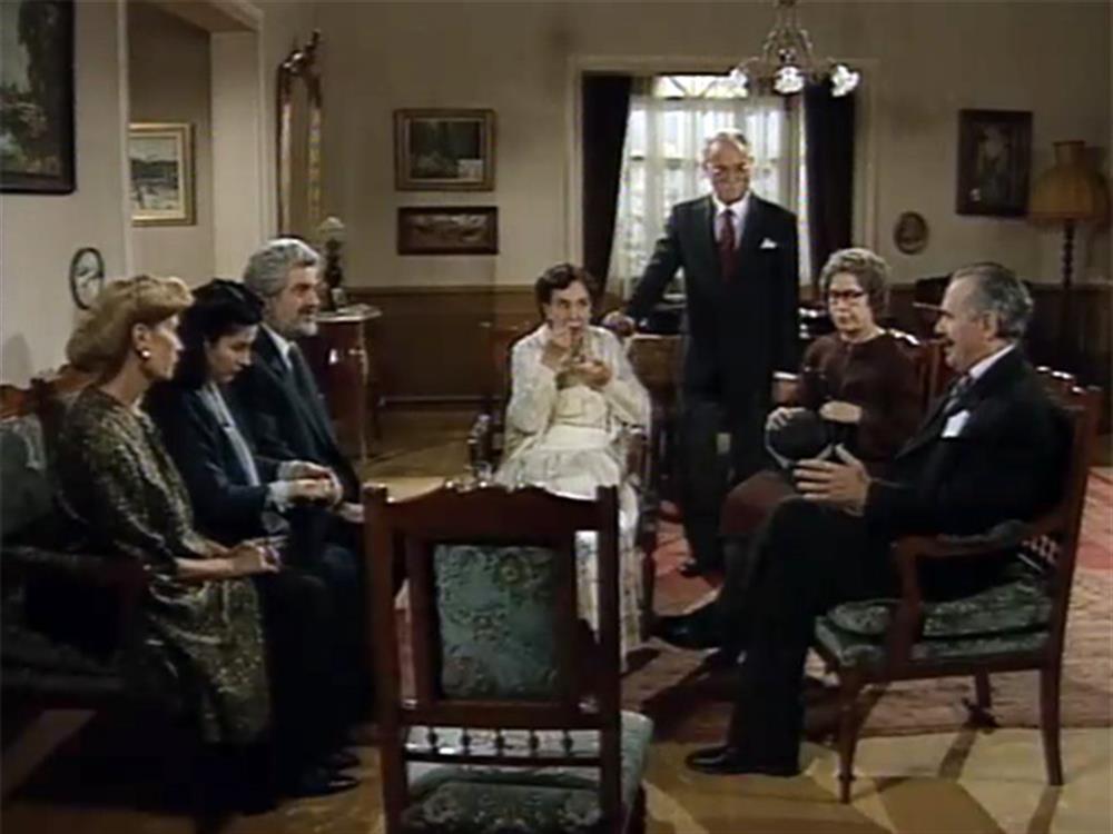 Το τρίτο στεφάνι (επεισ.2)